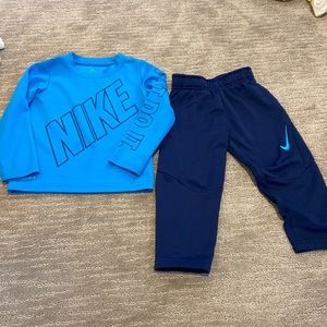 Nike | Long Sleeve and Pant Set
